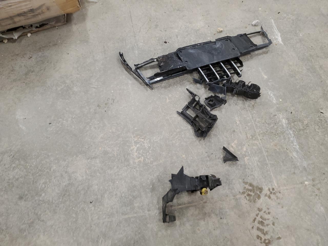 2015 Audi Q7 Premium Plus VIN: WA1LGAFE3FD009997 Lot: 71935765