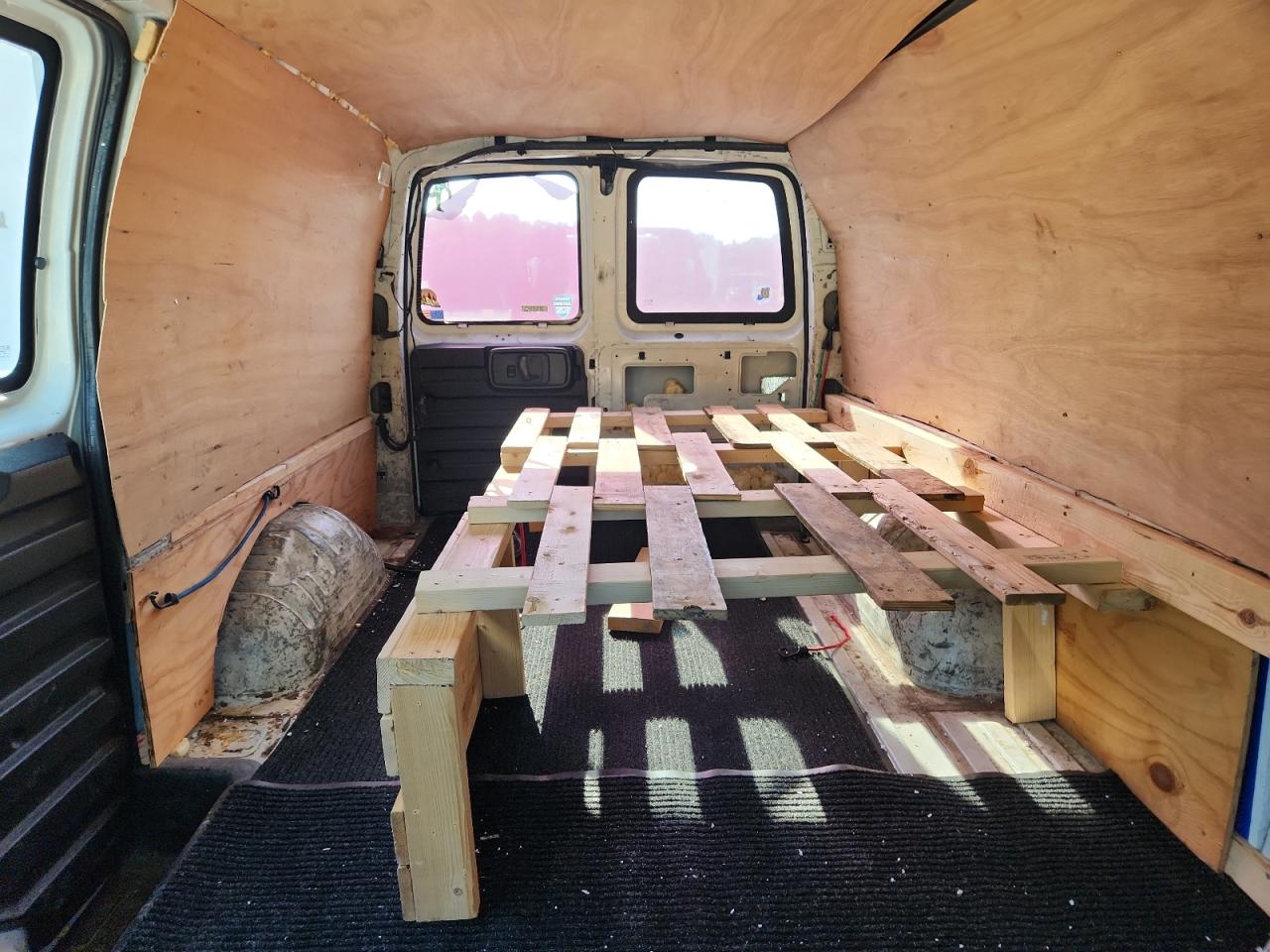 2003 Chevrolet Express G3500 VIN: 1GCHG35U931170092 Lot: 71353755