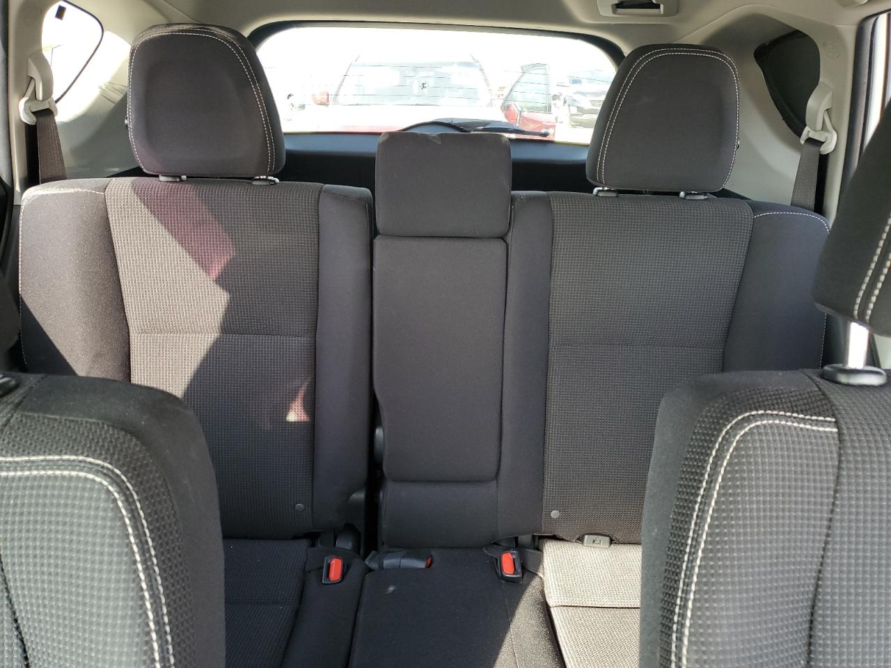 2017 Toyota Rav4 Xle VIN: JTMRFREV0HJ135936 Lot: 81009715