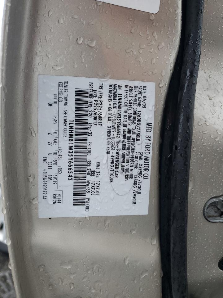 2005 Lincoln Town Car Signature VIN: 1LNHM81W35Y666542 Lot: 84442895