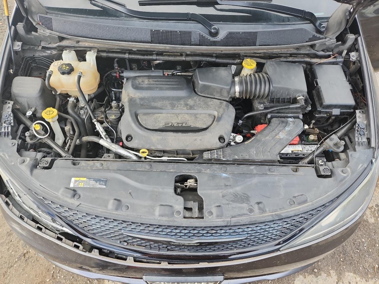 2019 Chrysler Pacifica Touring Plus VIN: 2C4RC1FG6KR604699 Lot: 81561625
