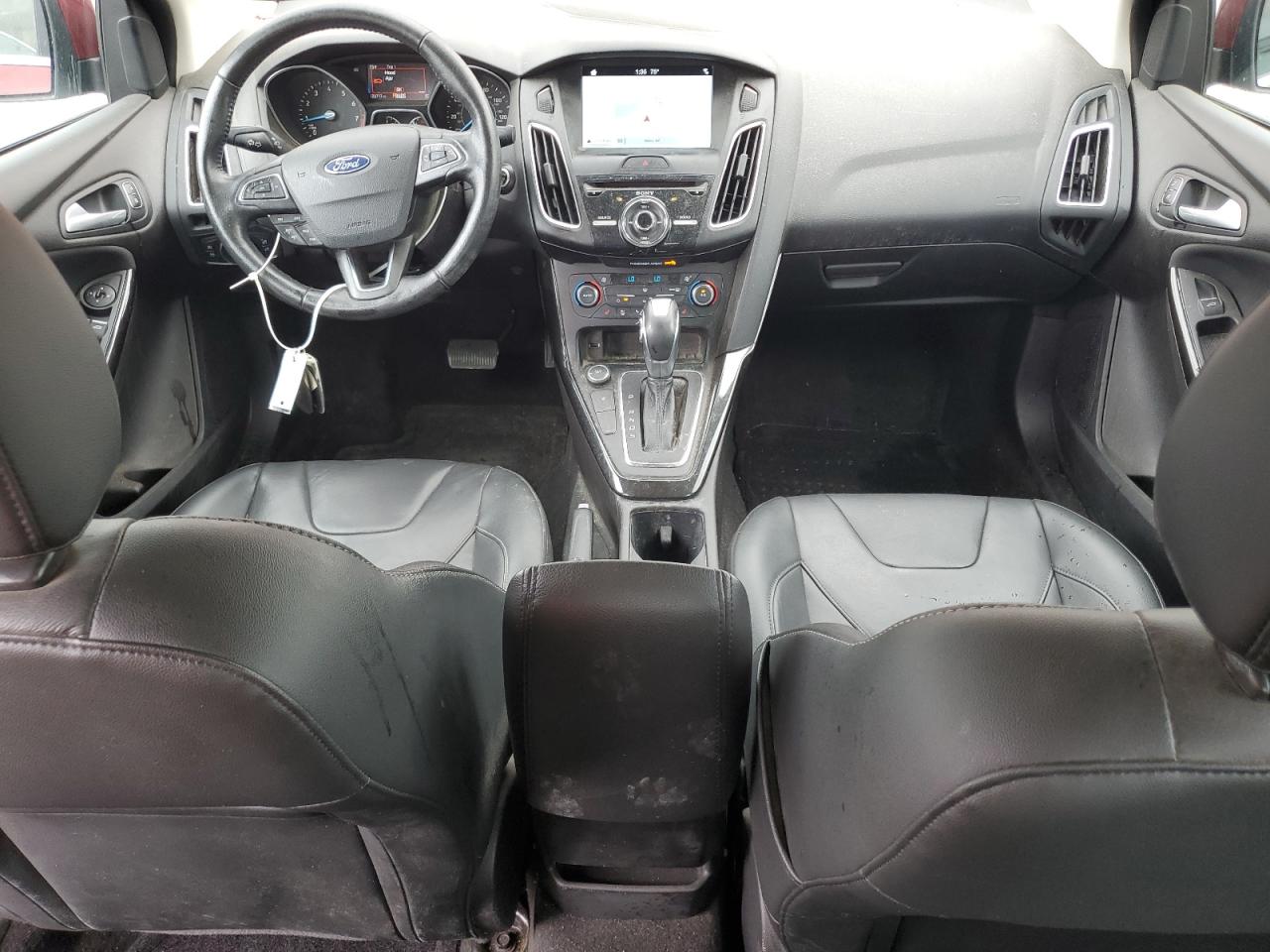 2017 Ford Focus Titanium VIN: 1FADP3J20HL260333 Lot: 81443015