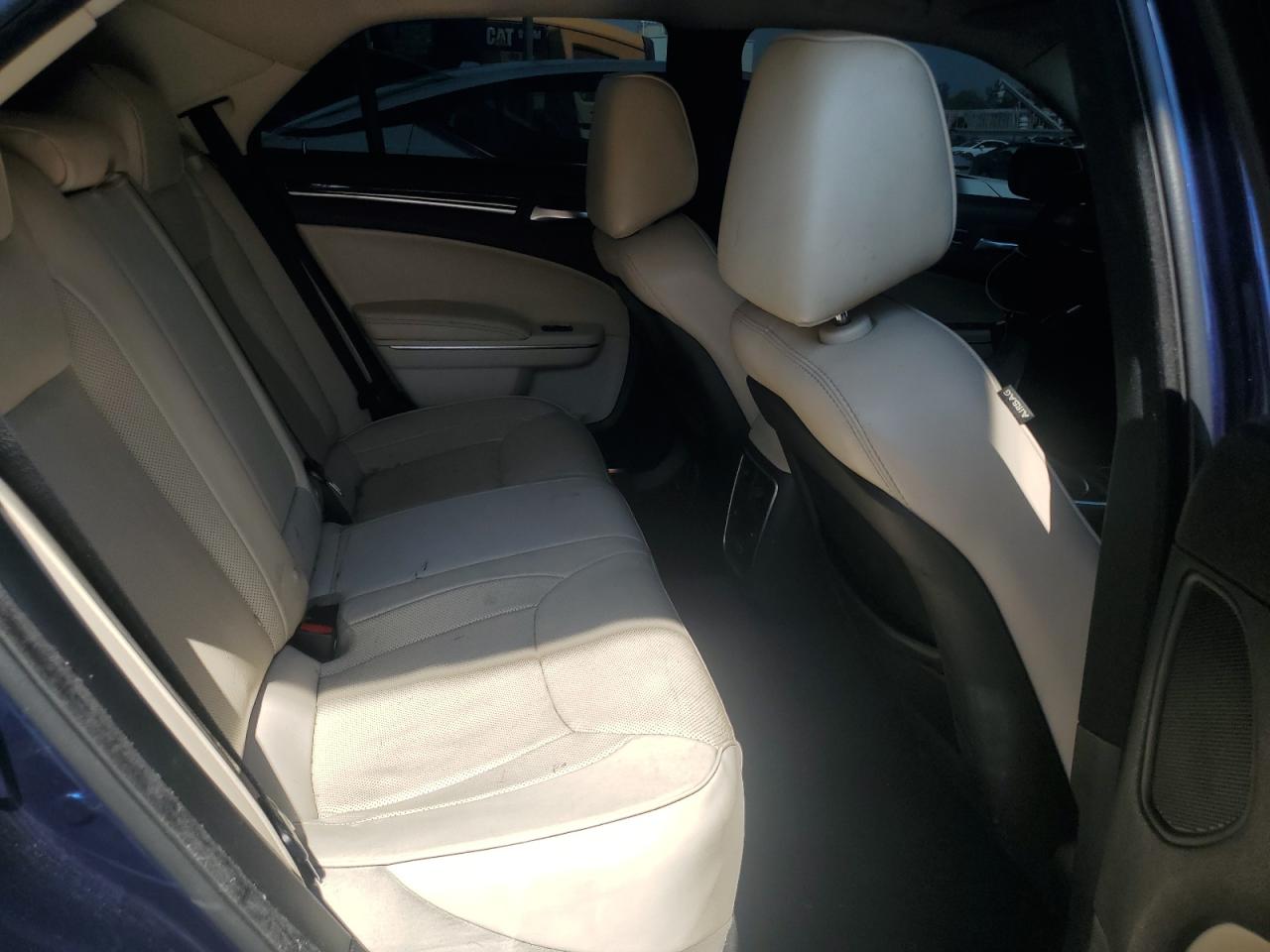 2016 Chrysler 300C VIN: 2C3CCAKG1GH208869 Lot: 80363875