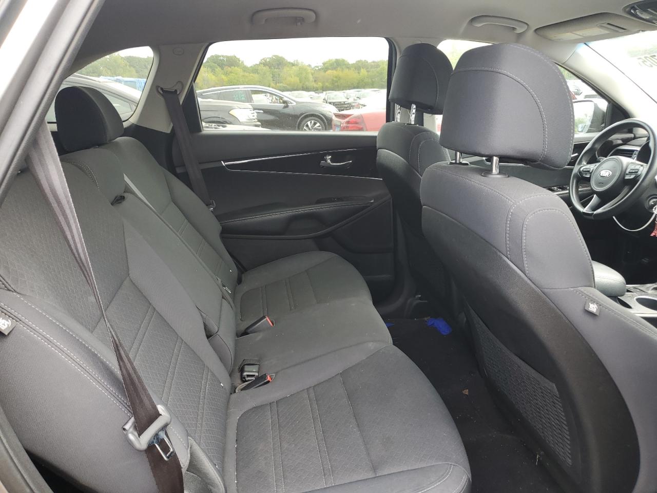 2017 Kia Sorento Lx VIN: 5XYPGDA58HG223453 Lot: 81396705