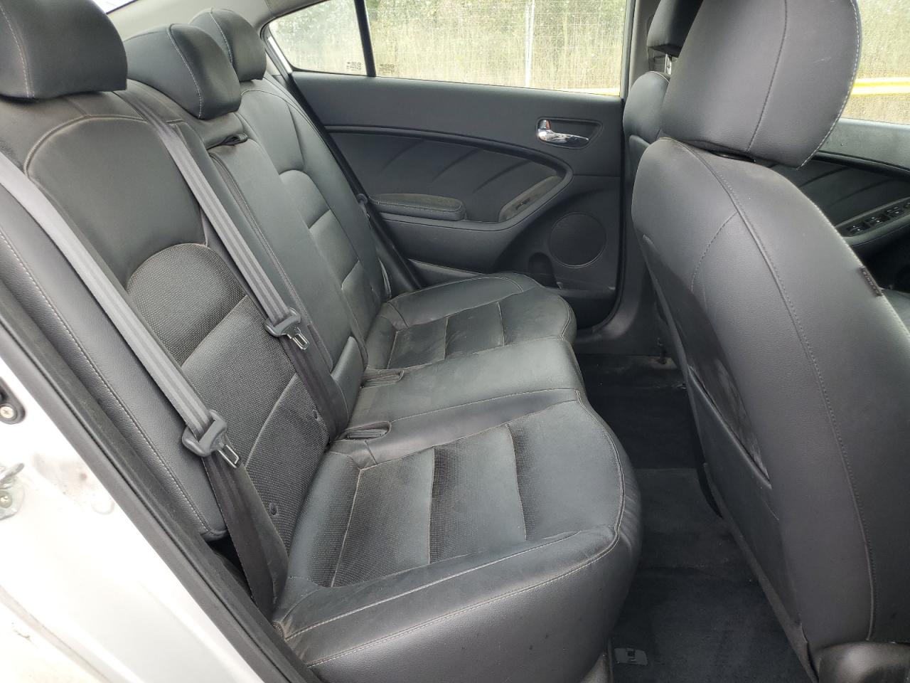 2017 Kia Forte Ex VIN: 3KPFL4A83HE053128 Lot: 84001925