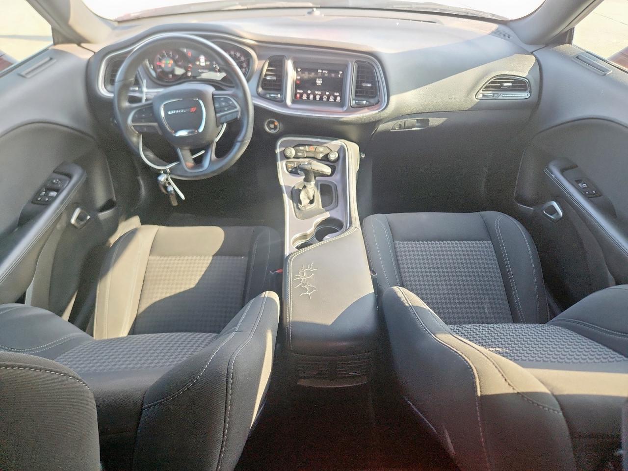 2019 Dodge Challenger Sxt VIN: 2C3CDZAG5KH557426 Lot: 71276125