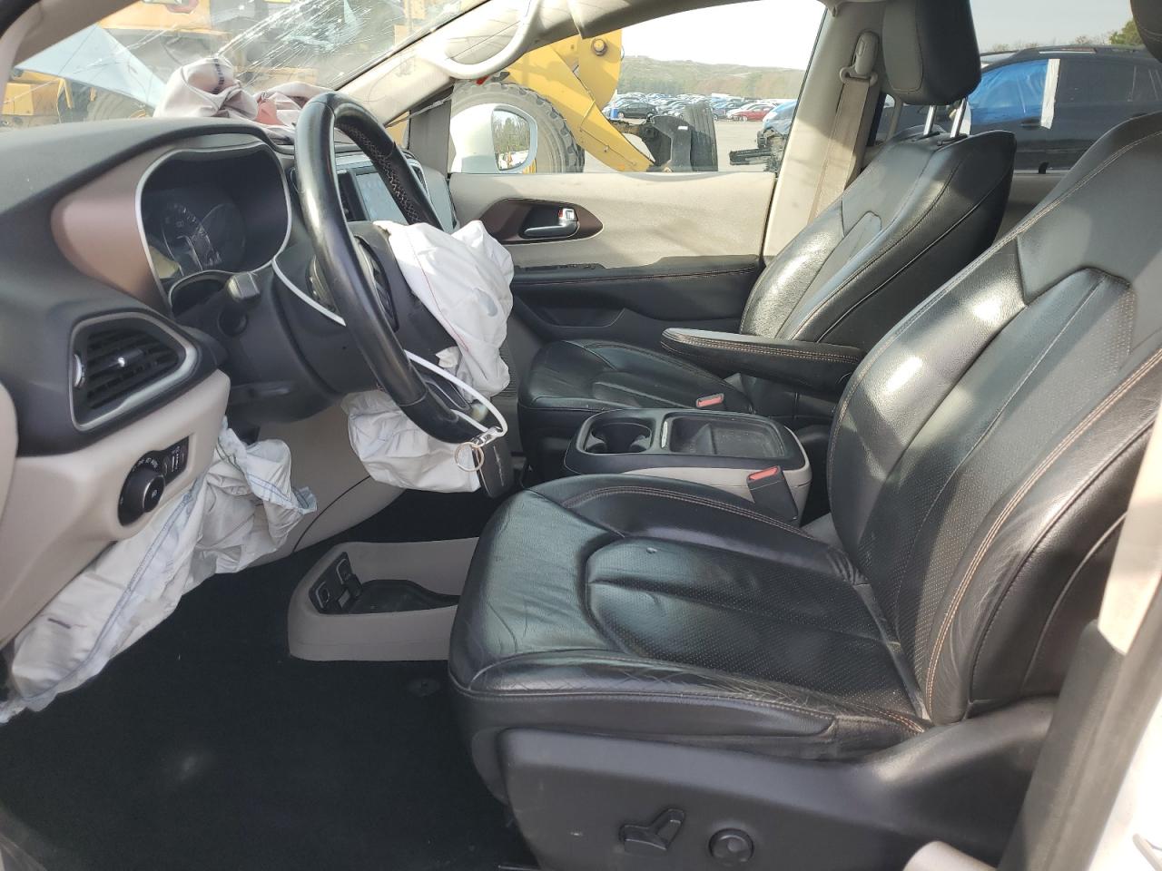 2018 Chrysler Pacifica Touring L VIN: 2C4RC1BG0JR174530 Lot: 84478875