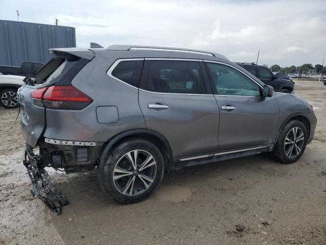  NISSAN ROGUE 2018 Серый