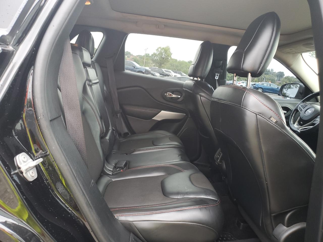 2017 Jeep Cherokee Trailhawk VIN: 1C4PJMBS0HW599976 Lot: 81103895