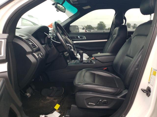 Parquets FORD EXPLORER 2016 Biały