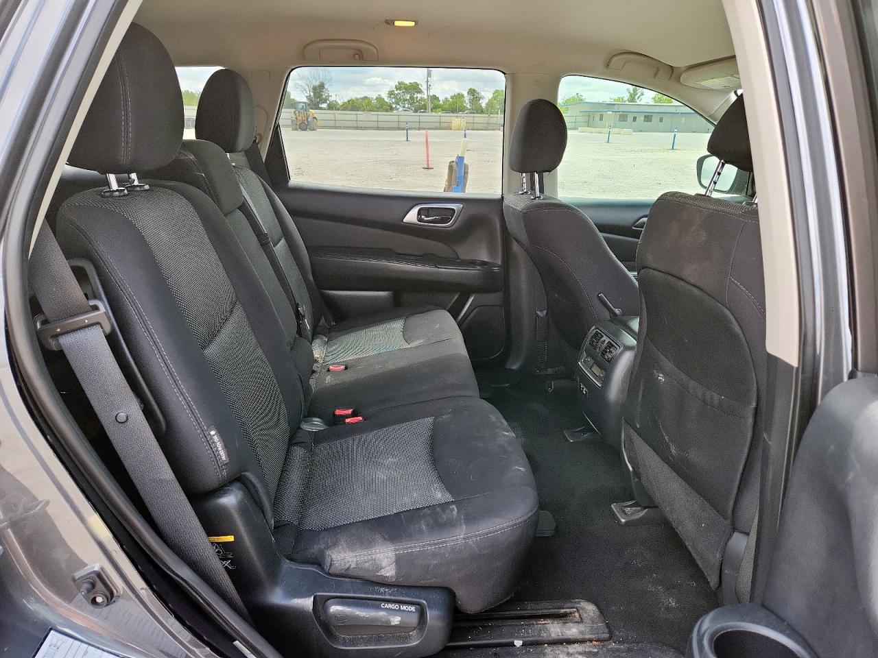 2019 Nissan Pathfinder S VIN: 5N1DR2MN5KC579086 Lot: 81145645