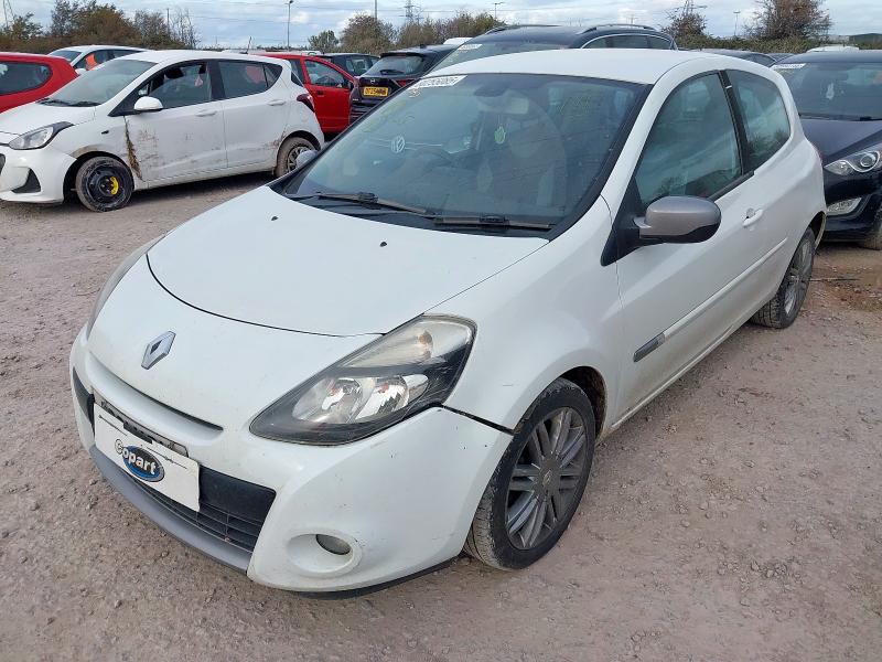 RENAULT CLIO DYNAM 2011