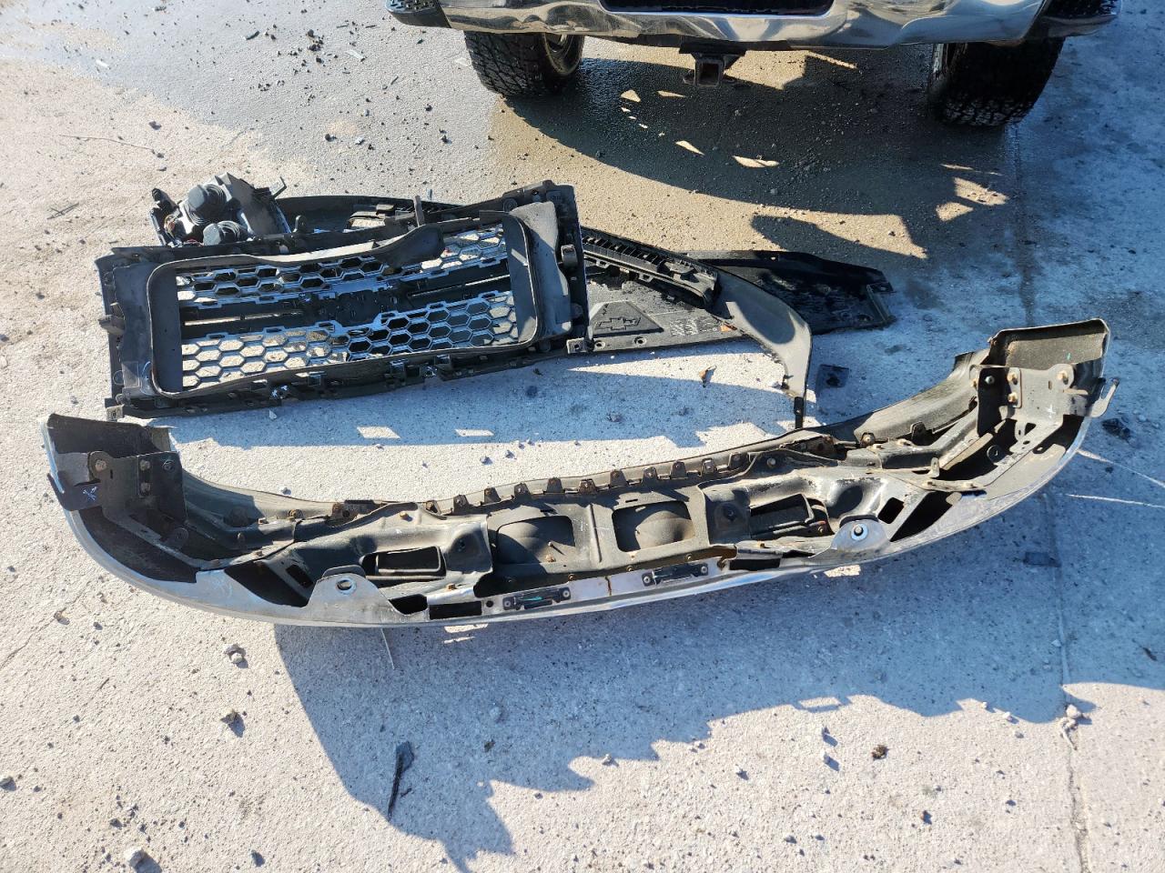 2014 Chevrolet Silverado K1500 Lt VIN: 3GCUKREC5EG459496 Lot: 84023975