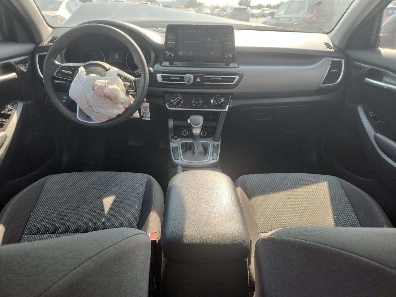 2022 Kia Seltos Lx VIN: KNDEPCAA1N7335275 Lot: 80995295