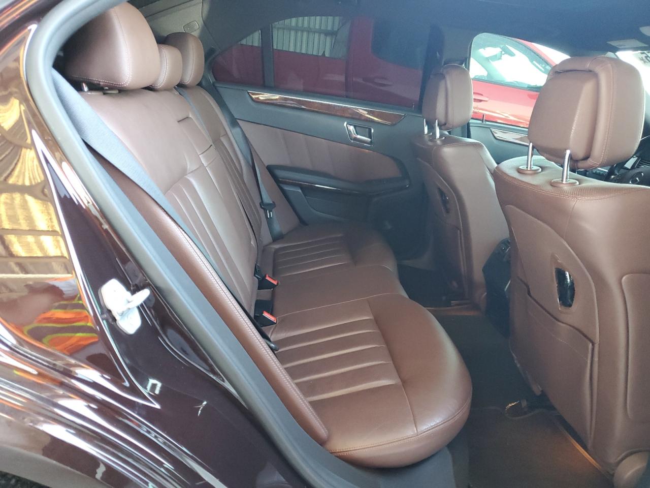 2010 Mercedes-Benz E 550 VIN: WDDHF7CB5AA109403 Lot: 81671655