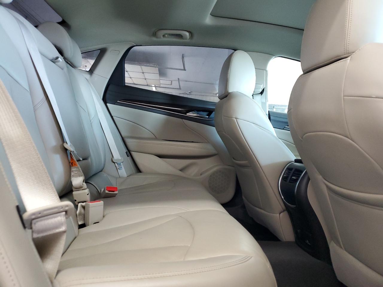 2017 Buick Lacrosse Premium VIN: 1G4ZS5SS1HU141141 Lot: 80641255