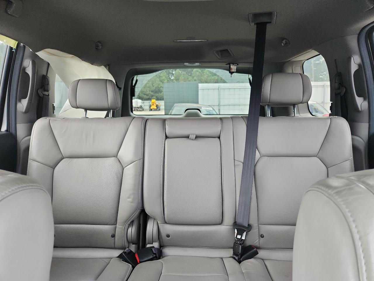 2011 Honda Pilot Exl VIN: 5FNYF4H54BB095997 Lot: 81570535