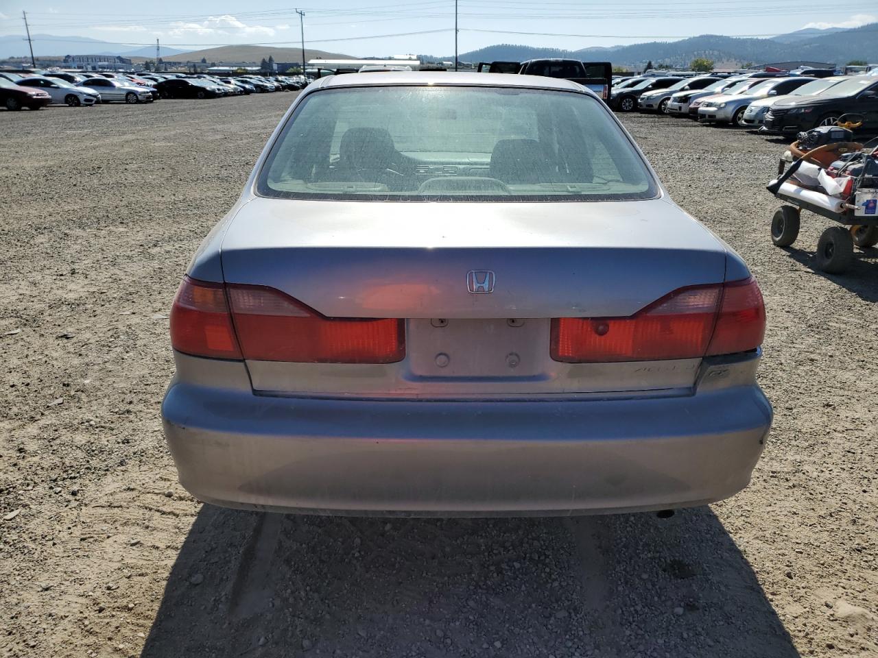 2000 Honda Accord Ex VIN: JHMCG5659YC031751 Lot: 70963185