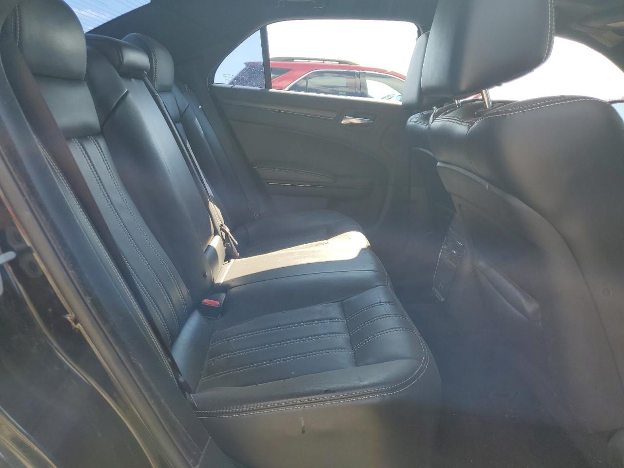 2015 Chrysler 300 S VIN: 2C3CCAGG5FH756915 Lot: 71214525