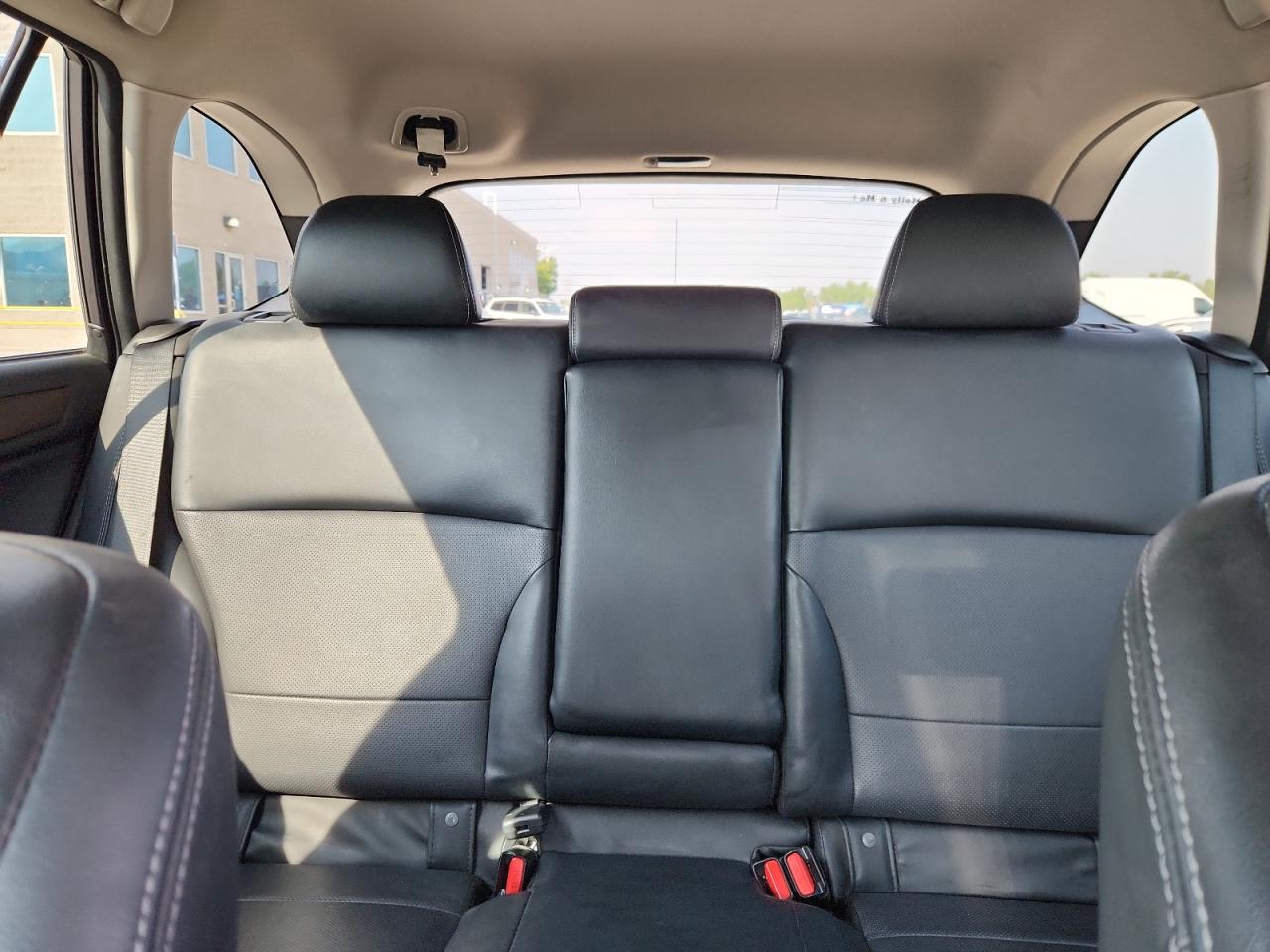 2018 Subaru Outback 2.5I Limited VIN: 4S4BSANCXJ3385915 Lot: 71495025