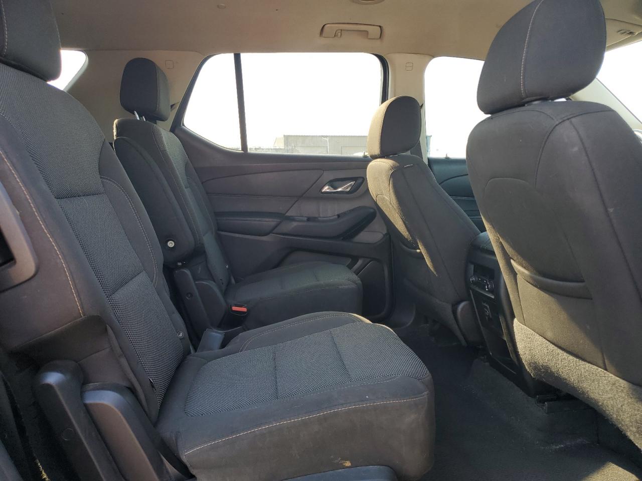 2019 Chevrolet Traverse Lt VIN: 1GNERGKW1KJ230673 Lot: 70678935