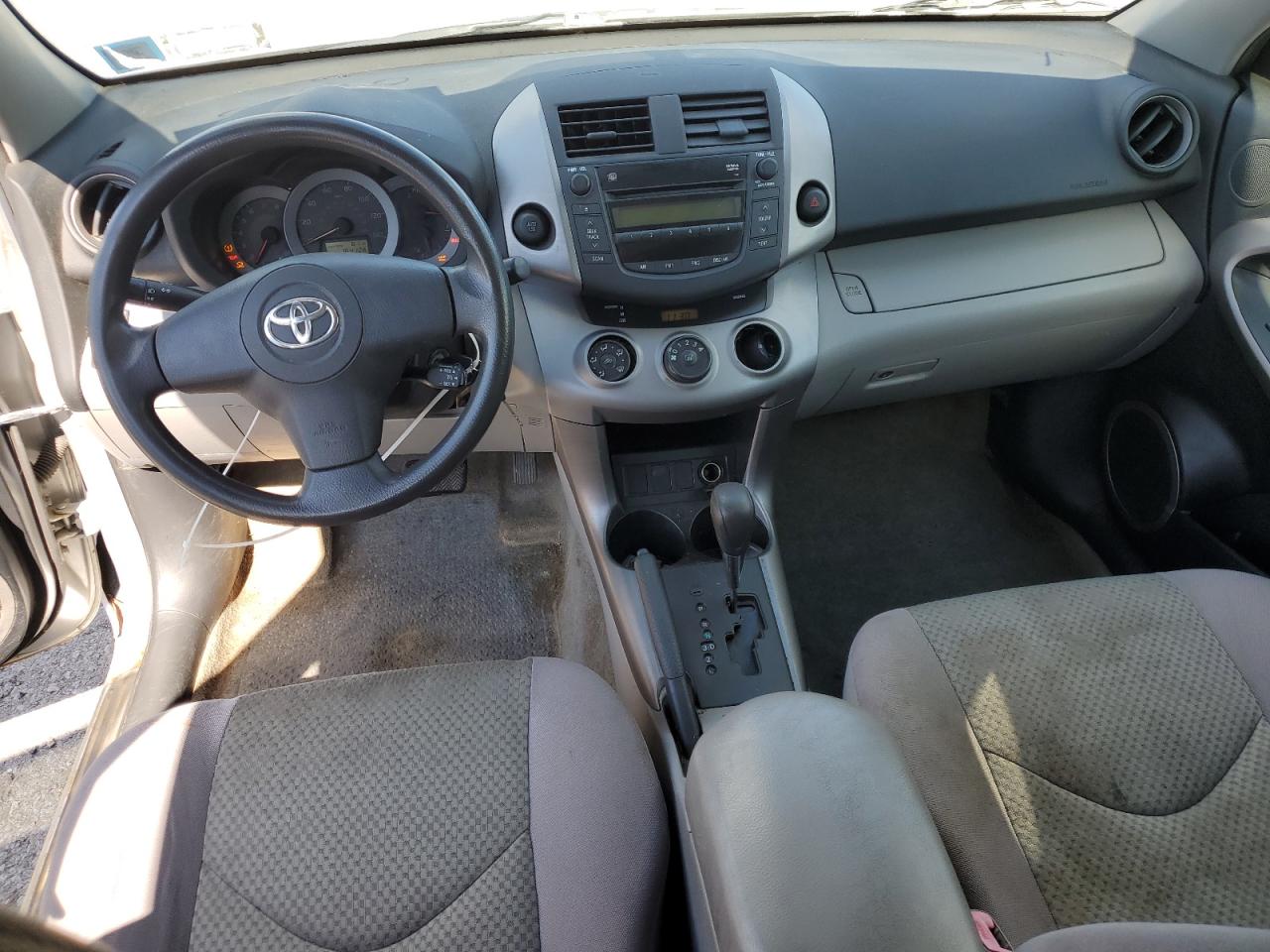 2008 Toyota Rav4 VIN: JTMZD33VX86078380 Lot: 70927895