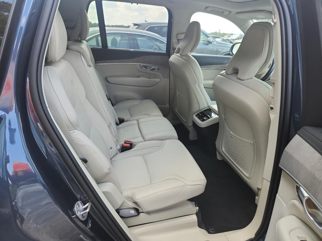 2024 Volvo Xc90 Ultimate VIN: YV4062PF5R1202194 Lot: 81600935