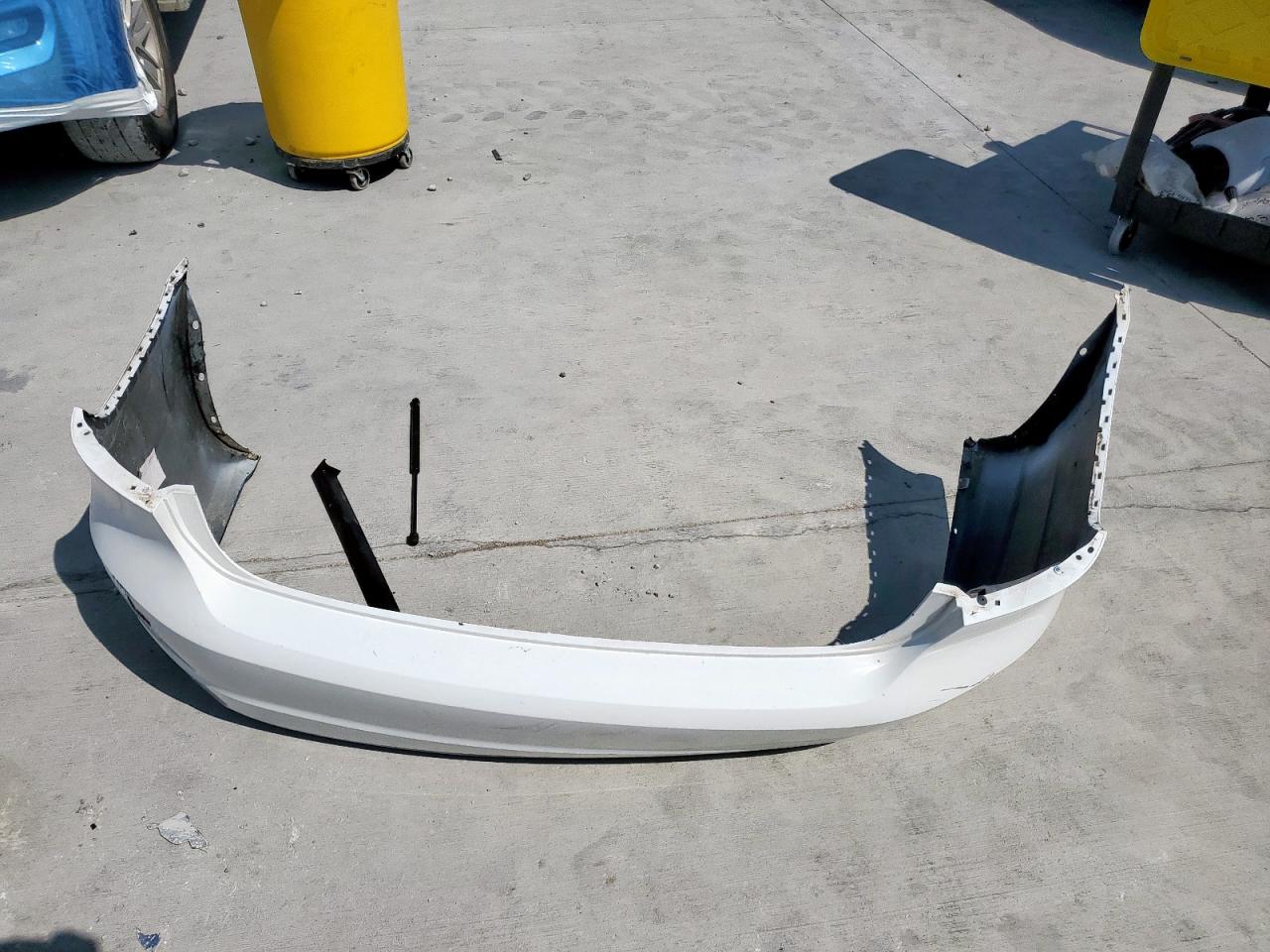 2015 Volkswagen Passat S VIN: 1VWAT7A39FC005389 Lot: 72046895