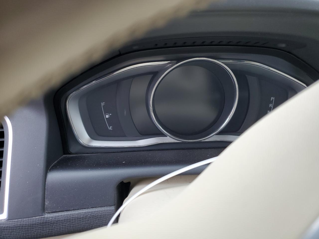 2016 Volvo Xc60 T5 Platinum VIN: YV440MDM6G2791622 Lot: 71920775