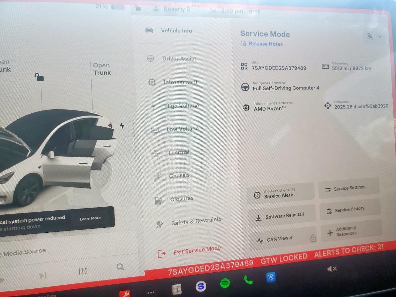 2025 Tesla Model Y VIN: 7SAYGDED2SA379489 Lot: 71498545