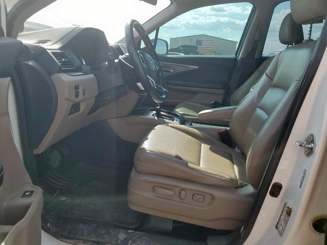 2017 Honda Ridgeline Rtl VIN: 5FPYK3F56HB038290 Lot: 71868305