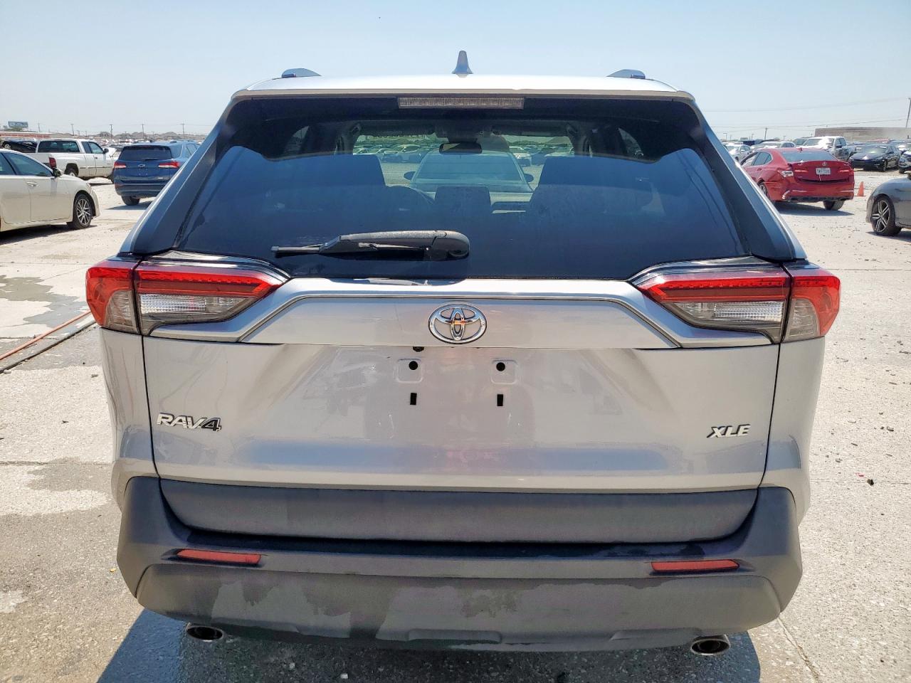 2020 Toyota Rav4 Xle VIN: 2T3W1RFV8LC058843 Lot: 71225255