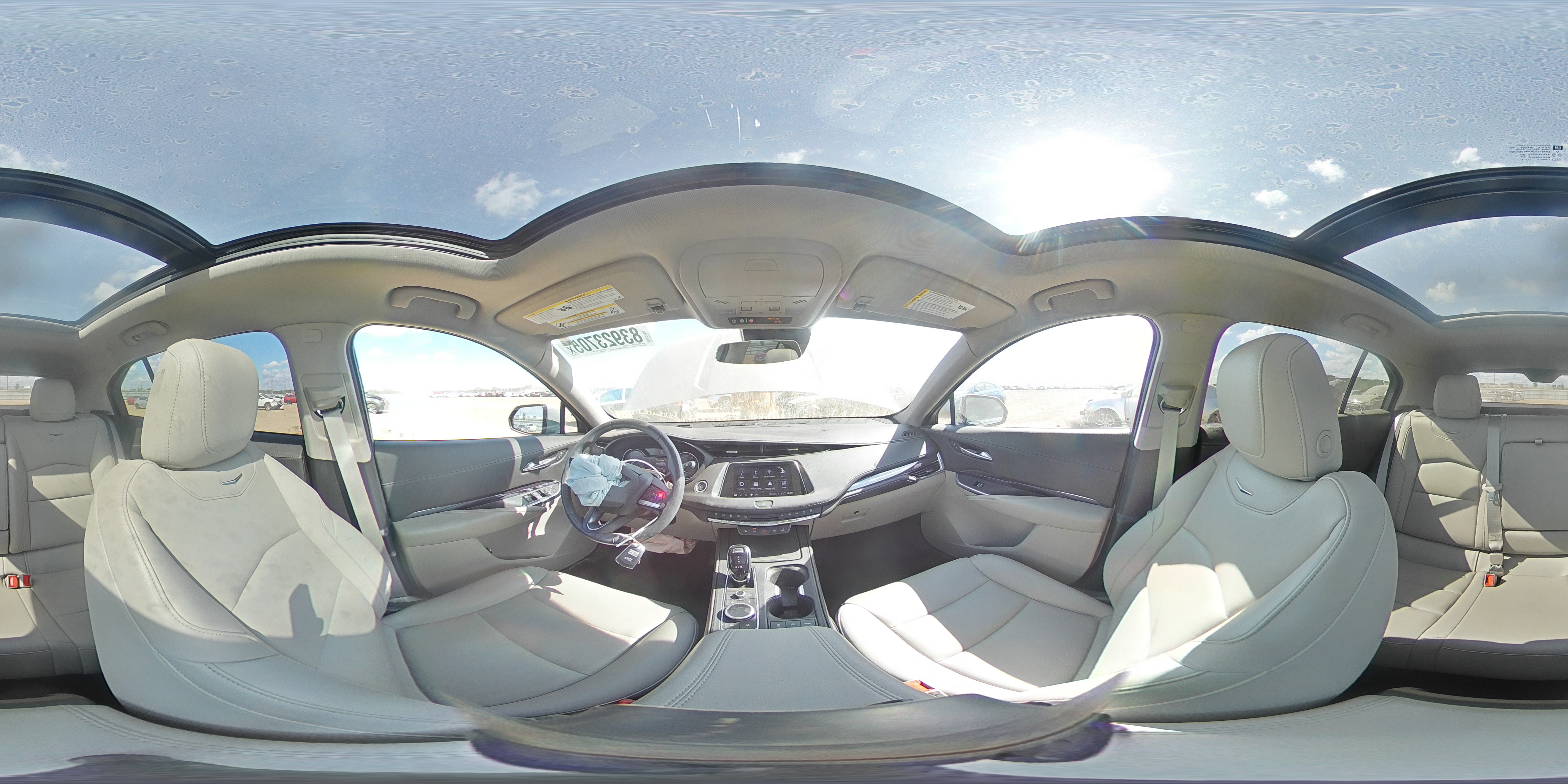 2023 Cadillac Xt4 Luxury VIN: 1GYFZBR4XPF221205 Lot: 83923705