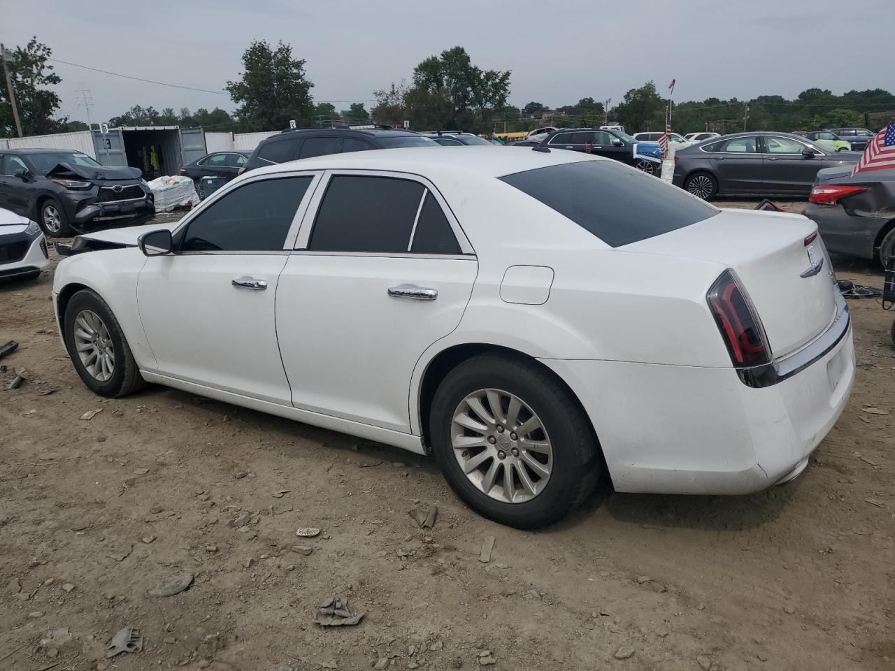 2014 Chrysler 300 VIN: 2C3CCAAG0EH335742 Lot: 81328825