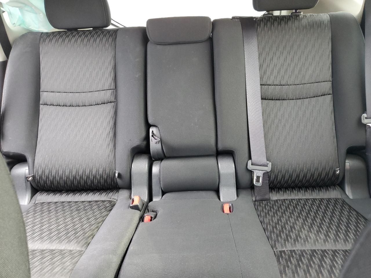 2017 Nissan Rogue S VIN: KNMAT2MV0HP500658 Lot: 80801015