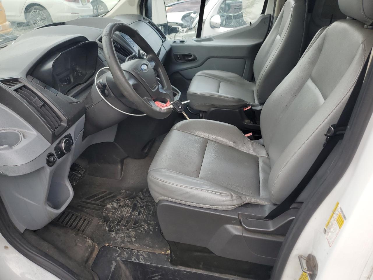 2015 Ford Transit T-250 VIN: 1FTNR1YM1FKB15244 Lot: 83800805