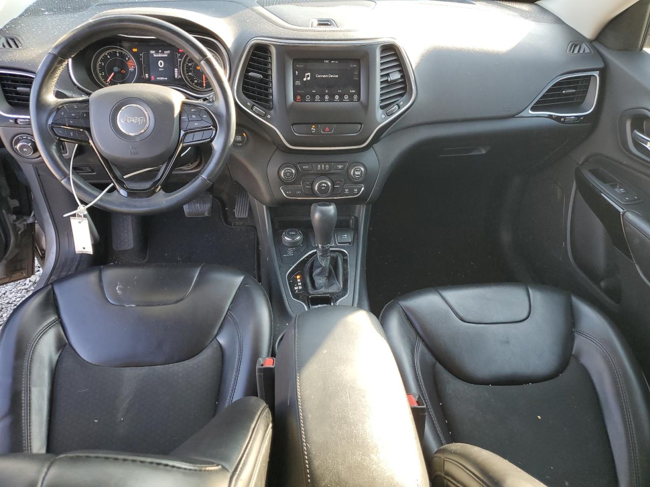 2019 Jeep Cherokee Latitude Plus VIN: 1C4PJMLB8KD385450 Lot: 80599865