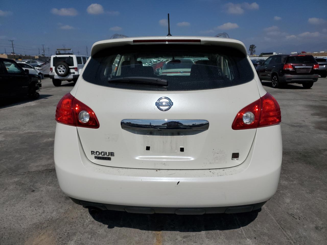 2015 Nissan Rogue Select S VIN: JN8AS5MTXFW674070 Lot: 81755415