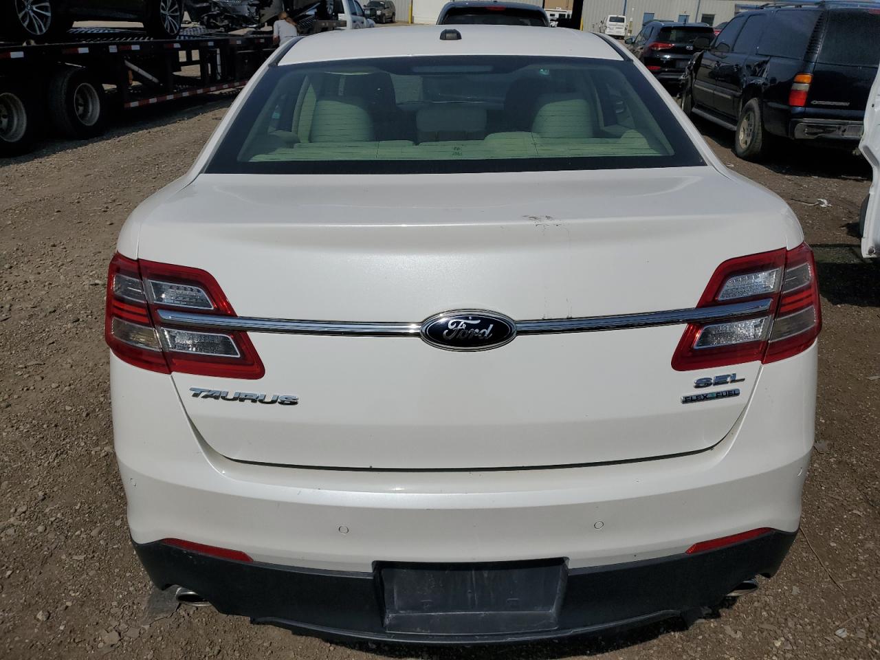 2013 Ford Taurus Sel VIN: 1FAHP2E82DG187852 Lot: 71987975