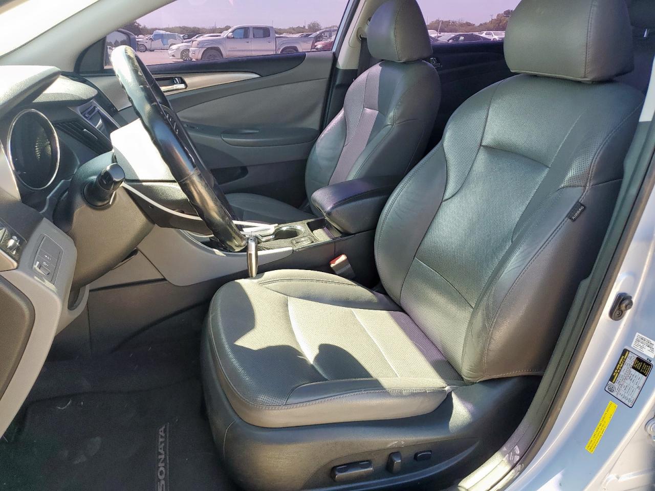 2013 Hyundai Sonata Hybrid VIN: KMHEC4A49DA099306 Lot: 84017325