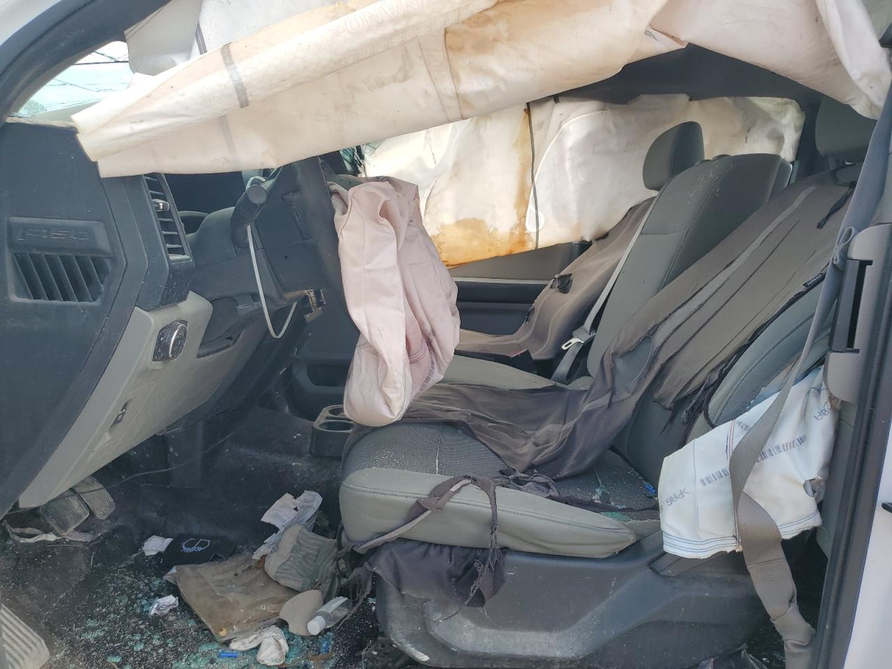 2016 Ford F150 Super Cab VIN: 1FTEX1CP0GFC25705 Lot: 84038015