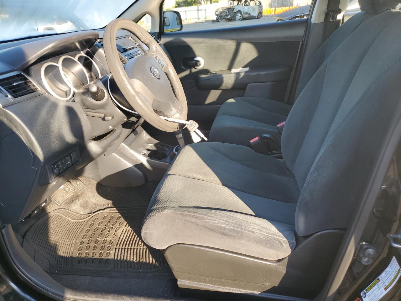 2011 Nissan Versa S VIN: 3N1BC1AP3BL423424 Lot: 83857915