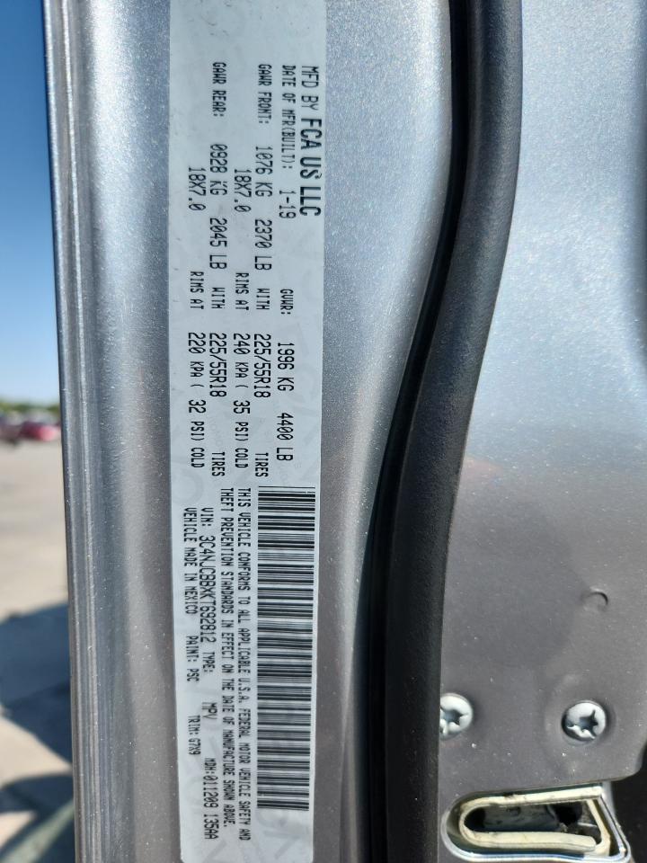 2019 Jeep Compass Latitude VIN: 3C4NJCBBXKT692812 Lot: 70355505