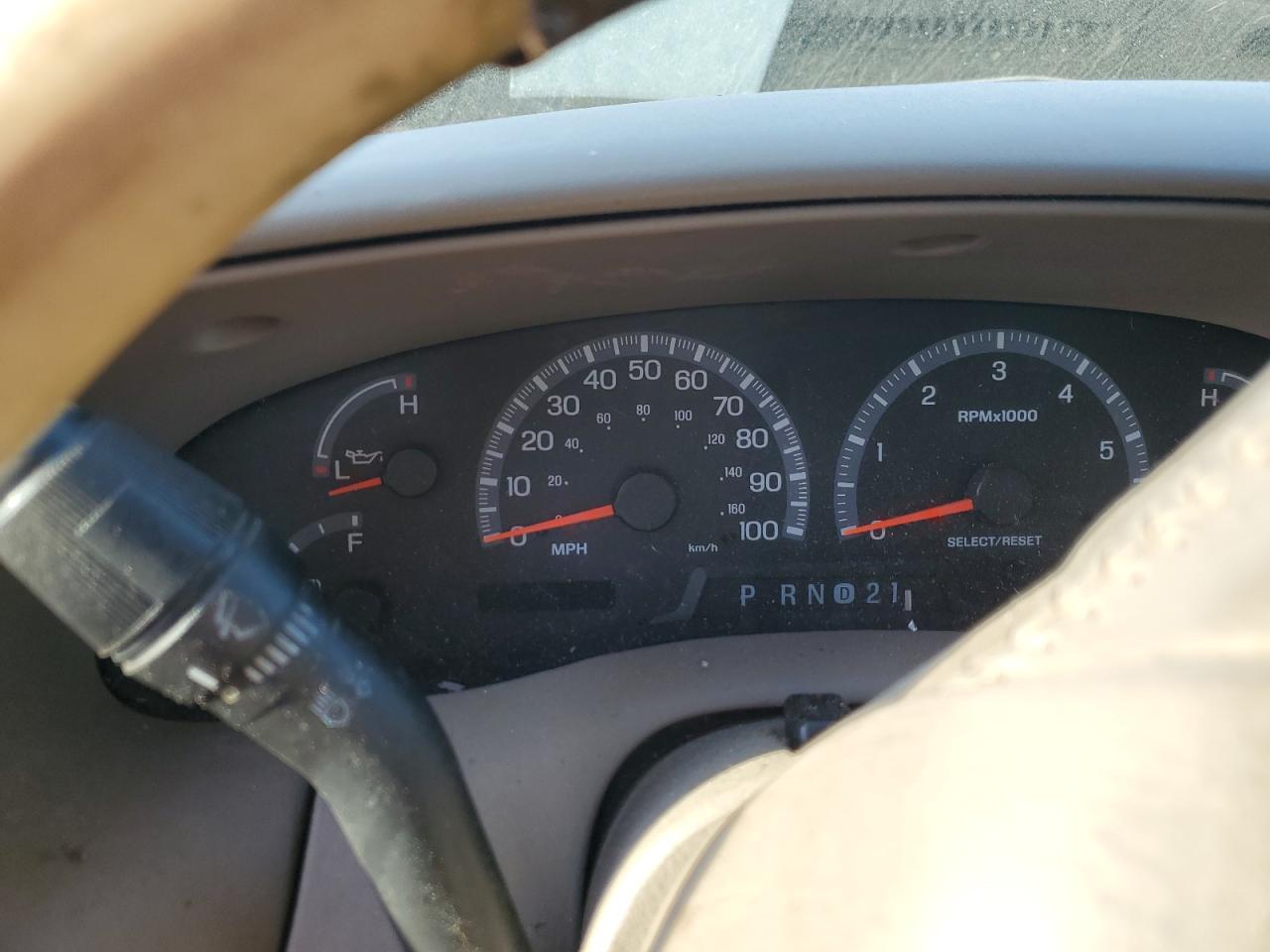 2002 Ford F150 VIN: 1FTRX17L92NA62687 Lot: 82034985