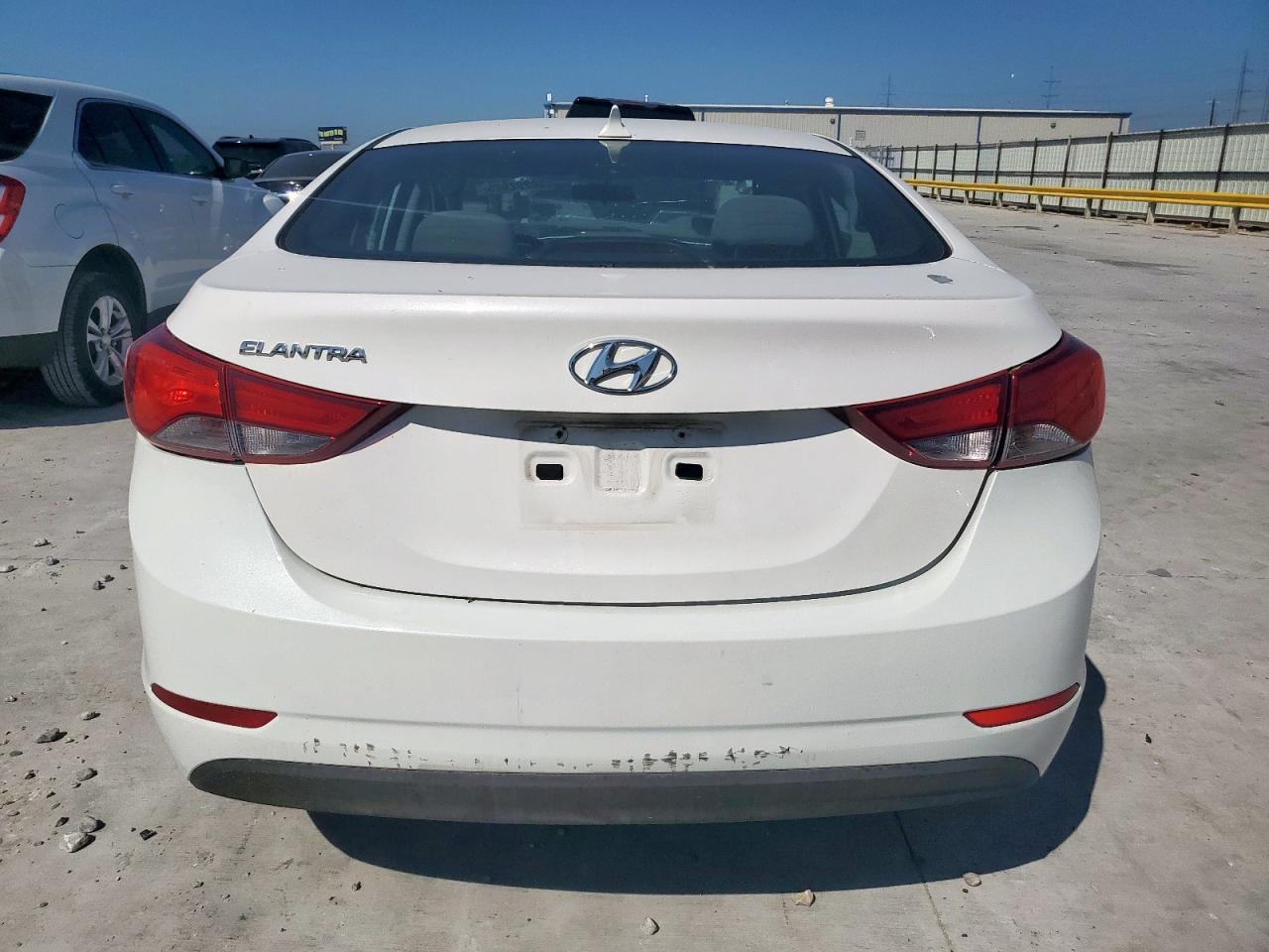 2014 Hyundai Elantra Se VIN: 5NPDH4AE8EH479368 Lot: 80292925