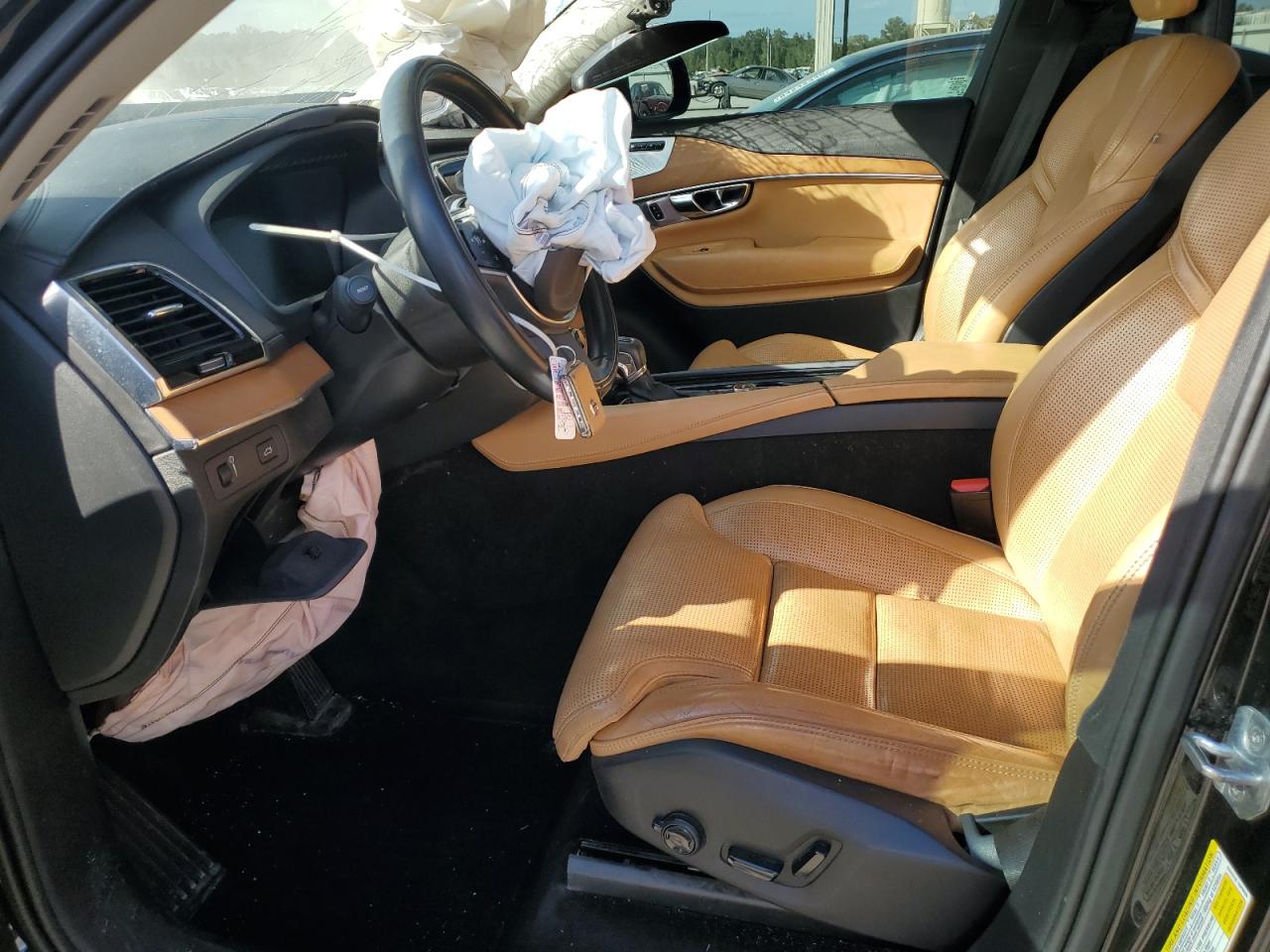 2016 Volvo Xc90 T6 VIN: YV4A22PL1G1014324 Lot: 84456115