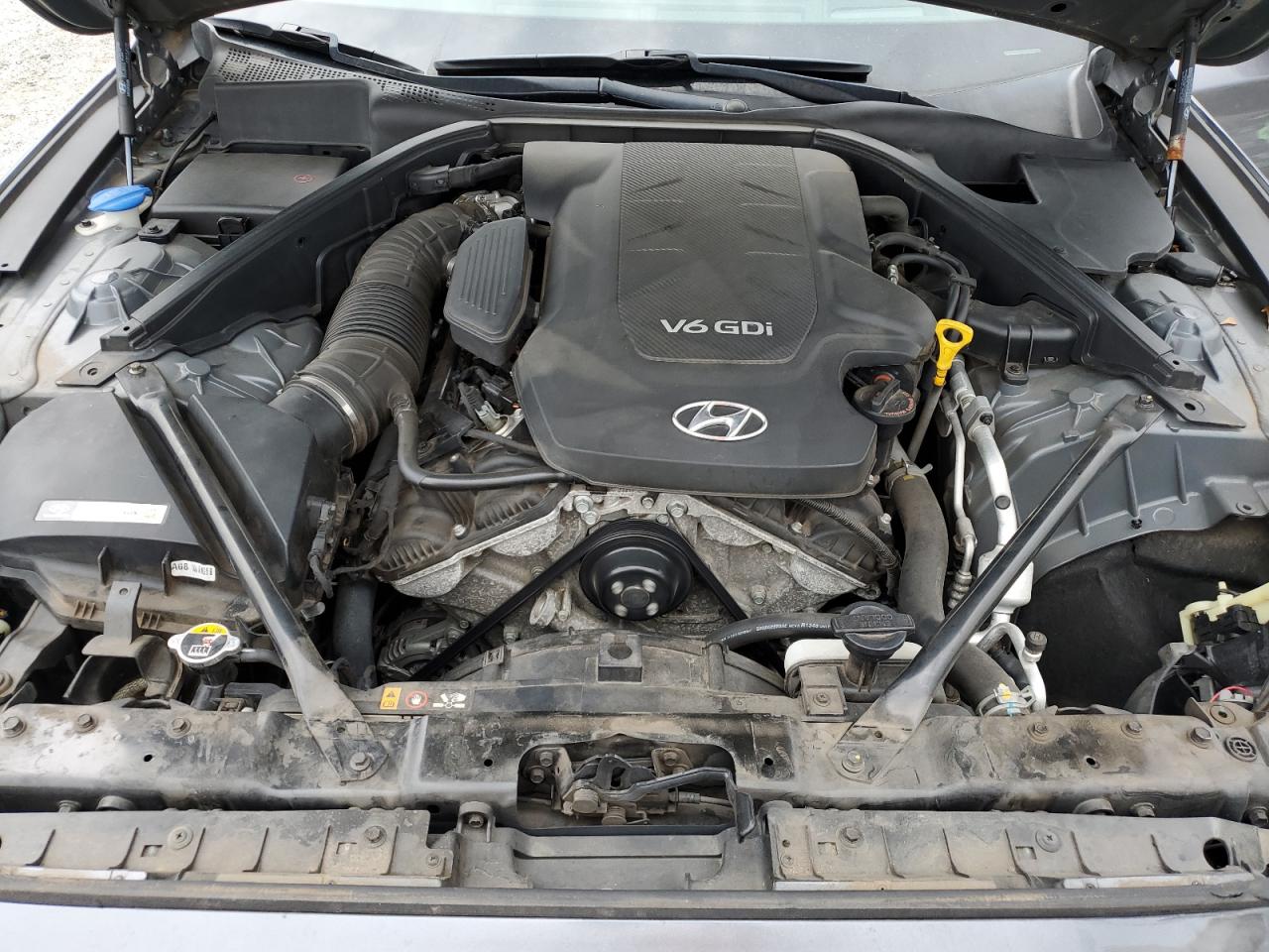 2015 Hyundai Genesis 3.8L VIN: KMHGN4JE9FU048319 Lot: 80263375