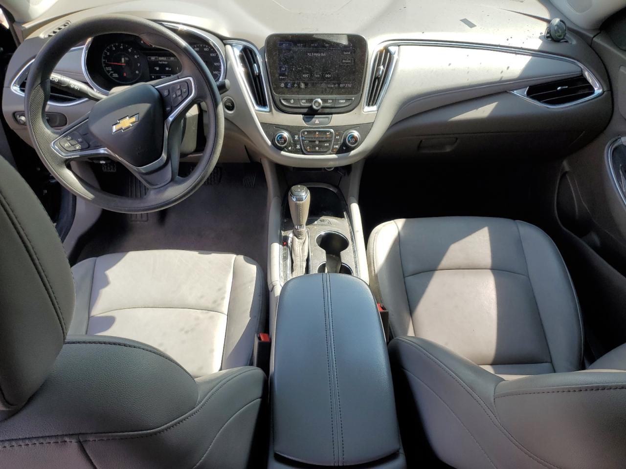 2019 Chevrolet Malibu Lt VIN: 1G1ZD5ST3KF104362 Lot: 71059875