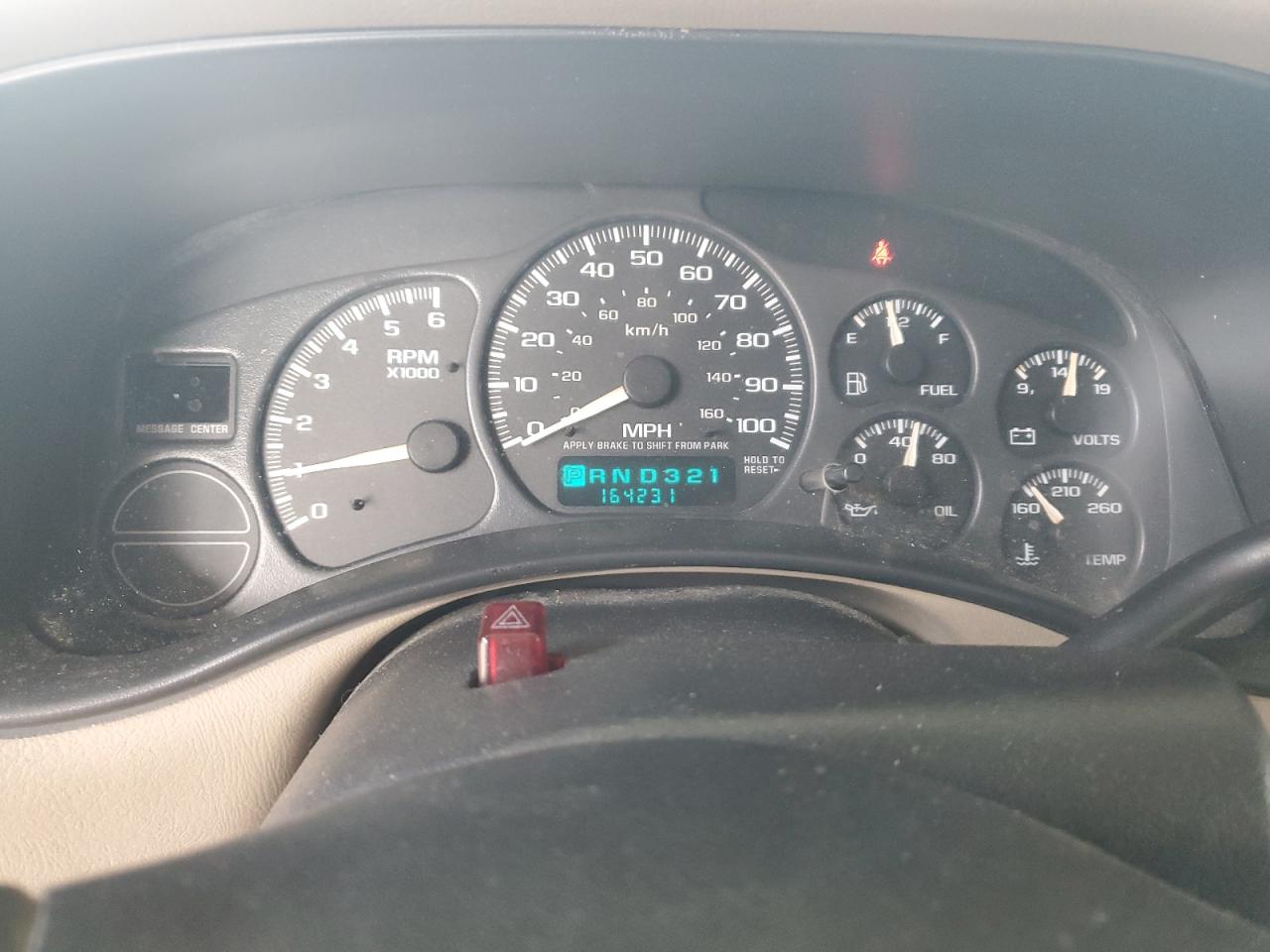 2002 Chevrolet Tahoe K1500 VIN: 1GNEK13T02R315463 Lot: 84622345