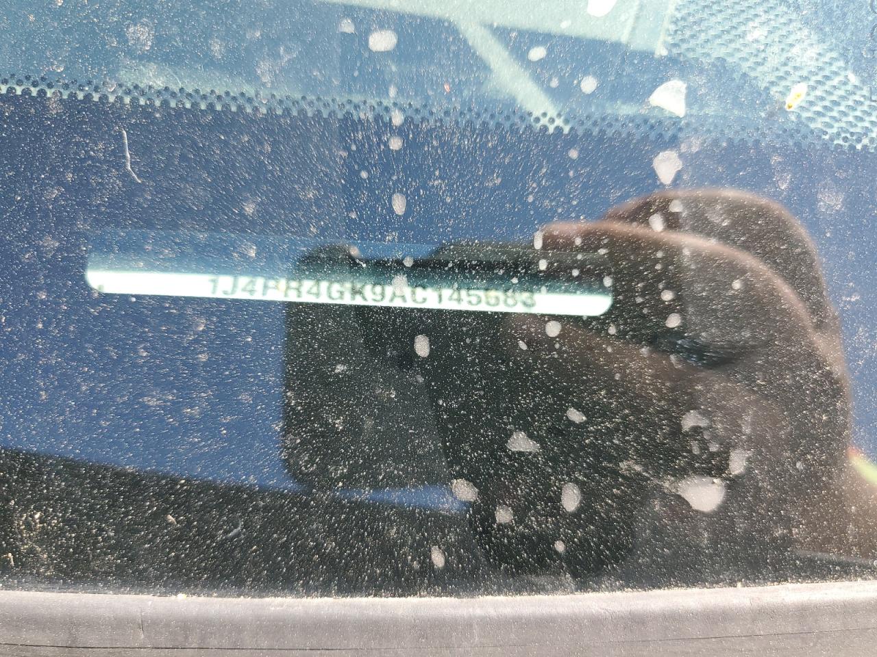 2010 Jeep Grand Cherokee Laredo VIN: 1J4PR4GK9AC145583 Lot: 70744865